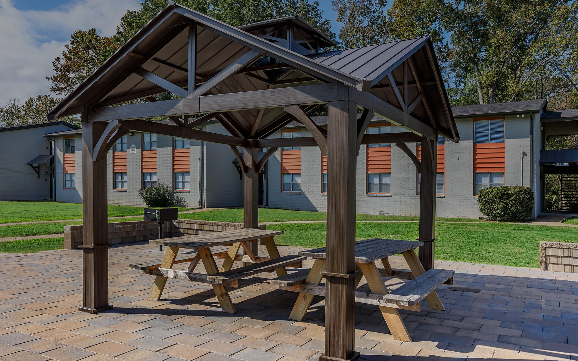 photo of Grey Parc of Rossville